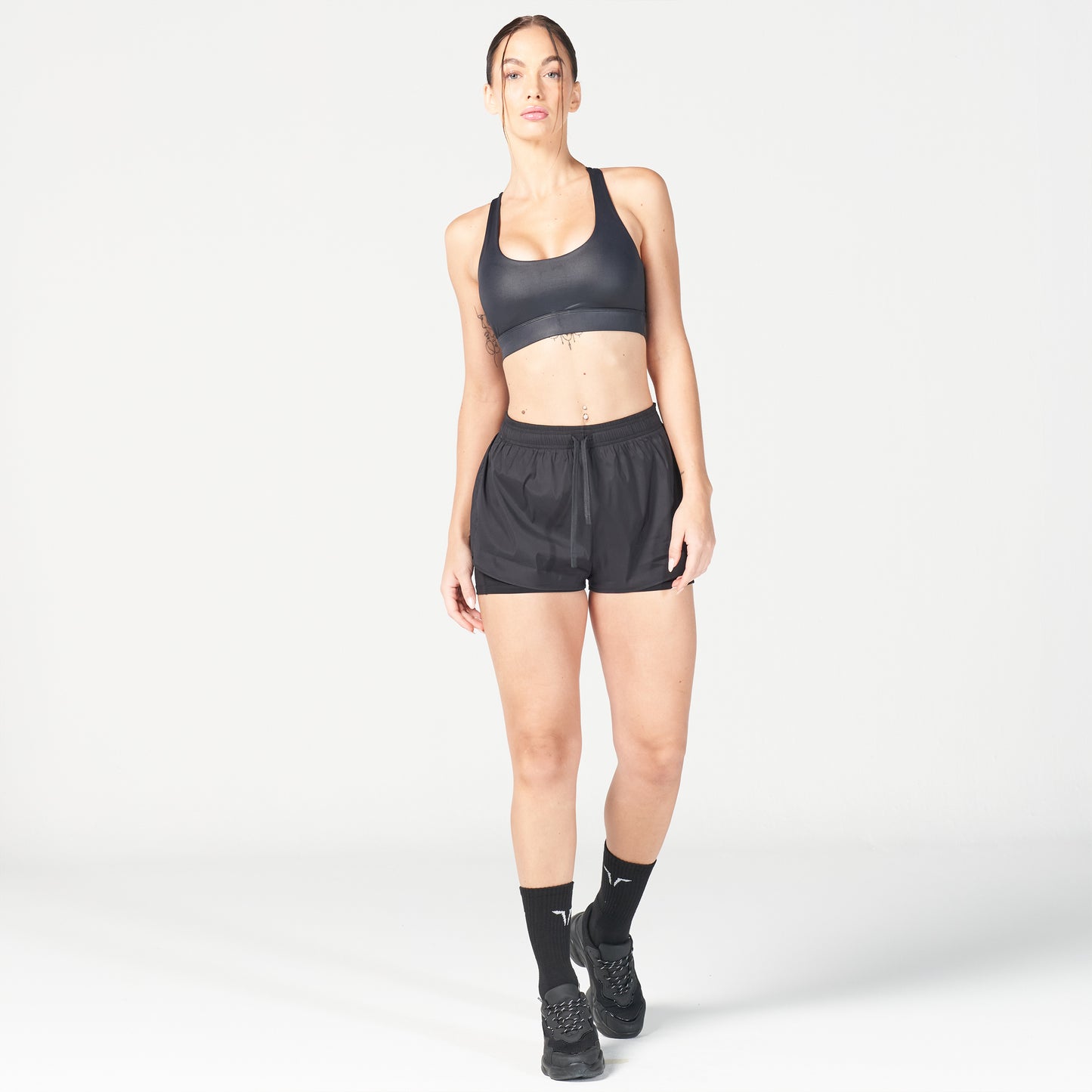 squatwolf-workout-clothes-glaze-2-in-1-shorts-black-gym-shorts-for-women
