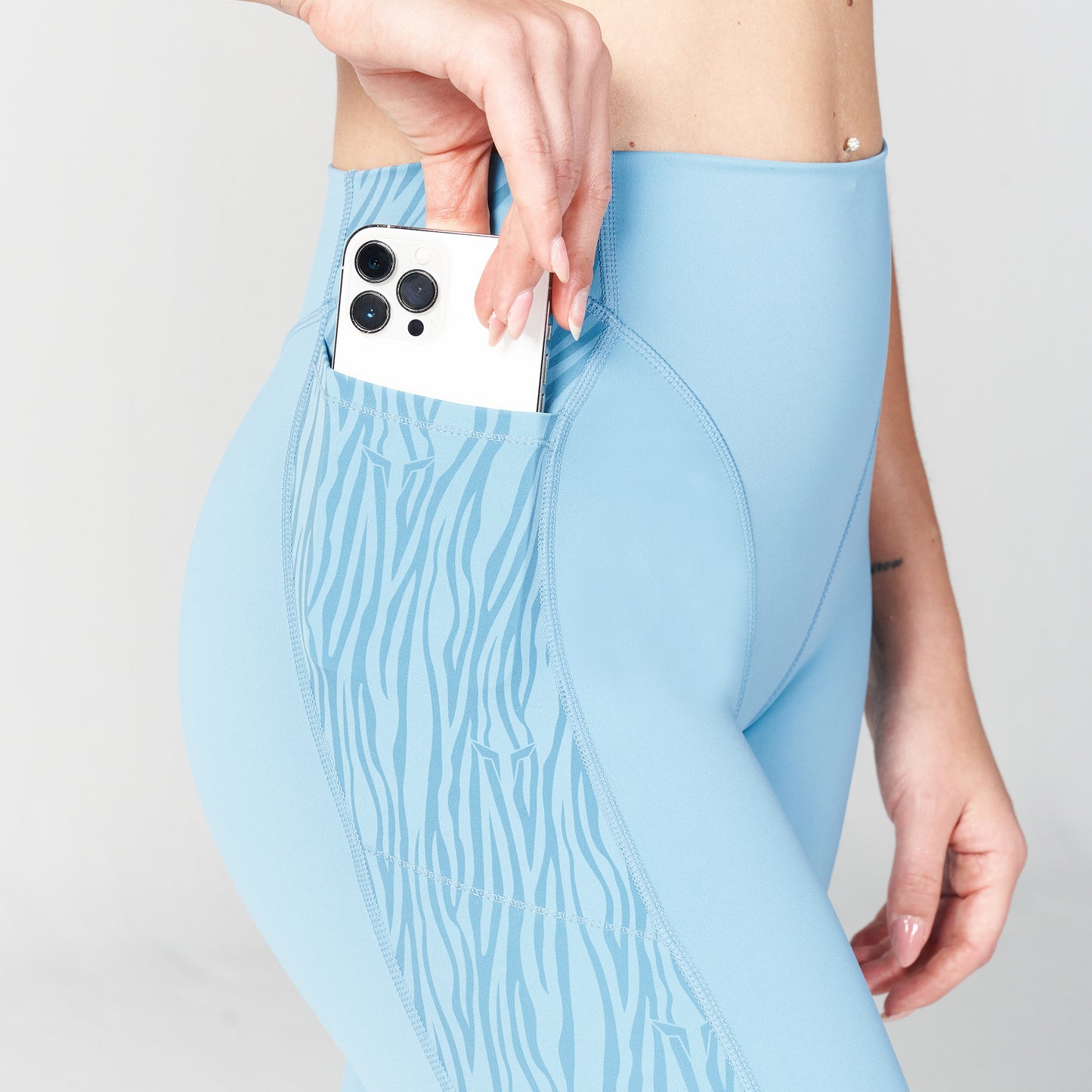 squatwolf-workout-clothes-core-wild-panel-leggings-blue-gym-leggings-for-women