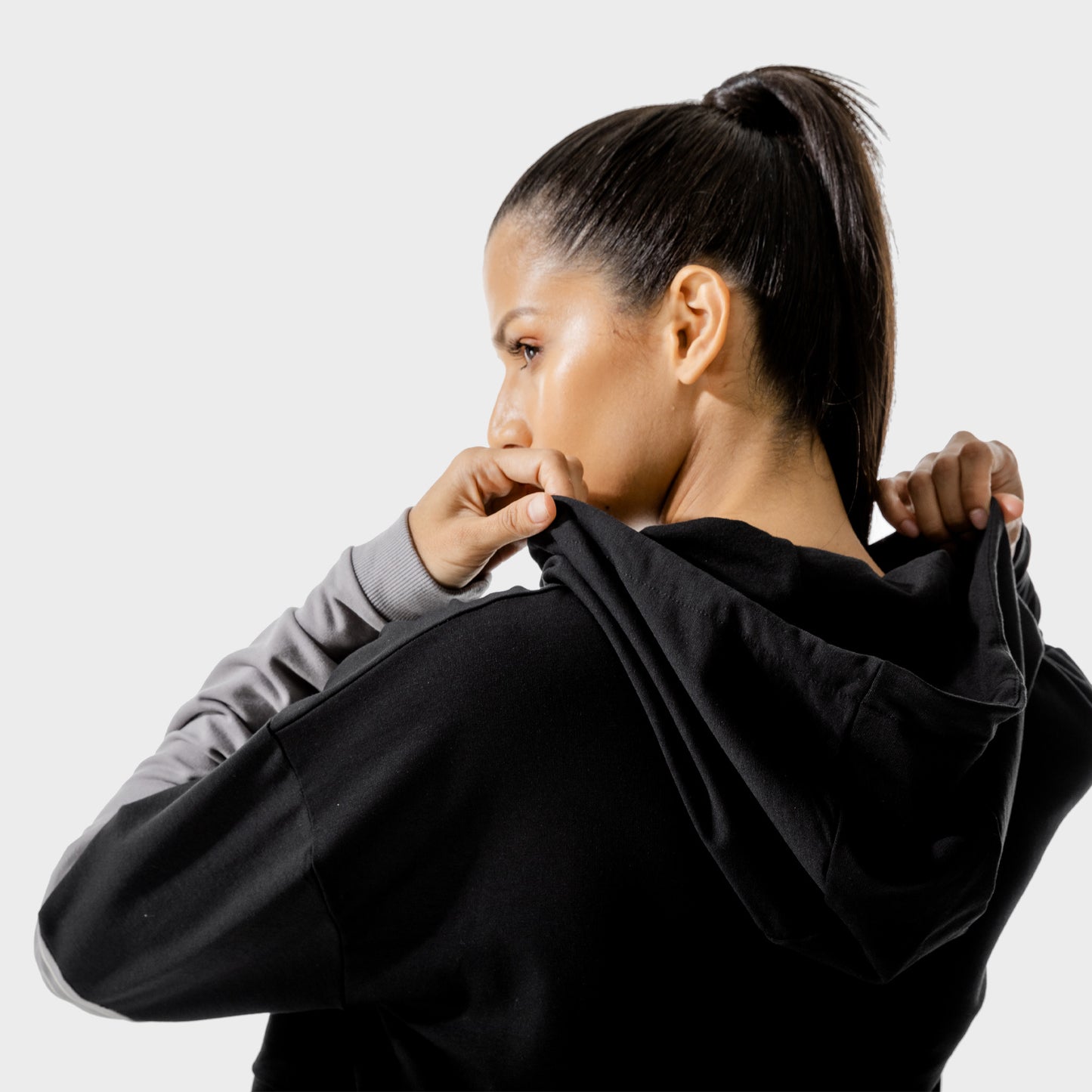 squatwolf-gym-hoodies-women-lab-360-crop-hoodie-black-workout-clothes