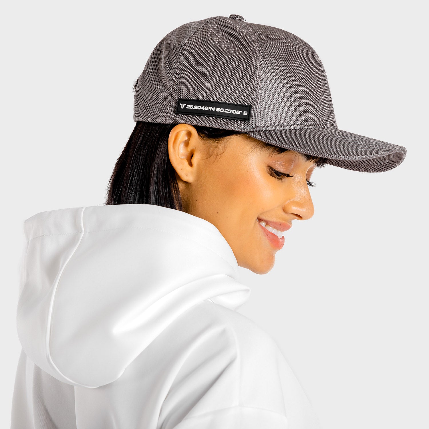 squatwolf-workout-cap-for-men-primal-baseball-cap-silver-gym-wear