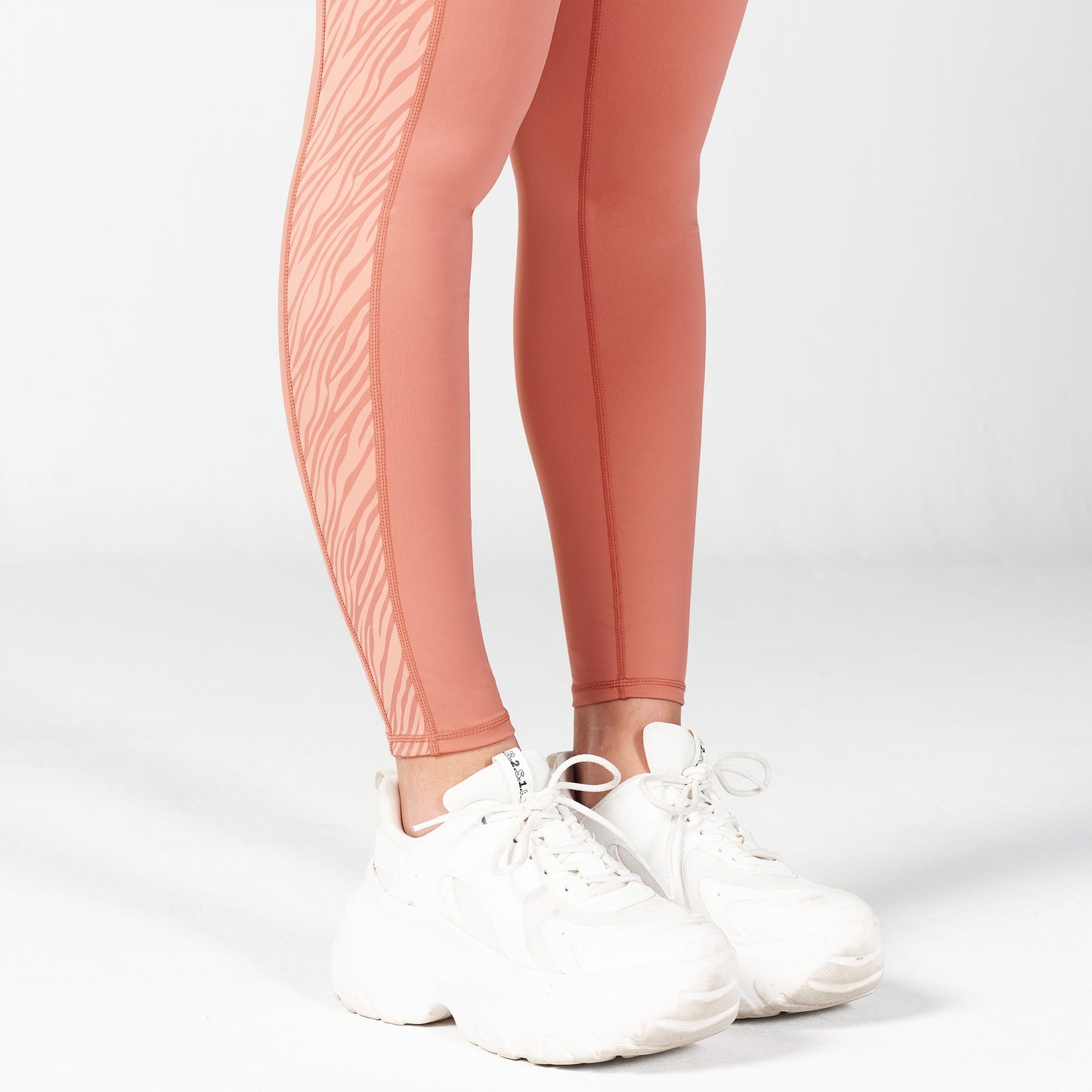 squatwolf-workout-clothes-core-wild-panel-leggings-pink-gym-leggings-for-women