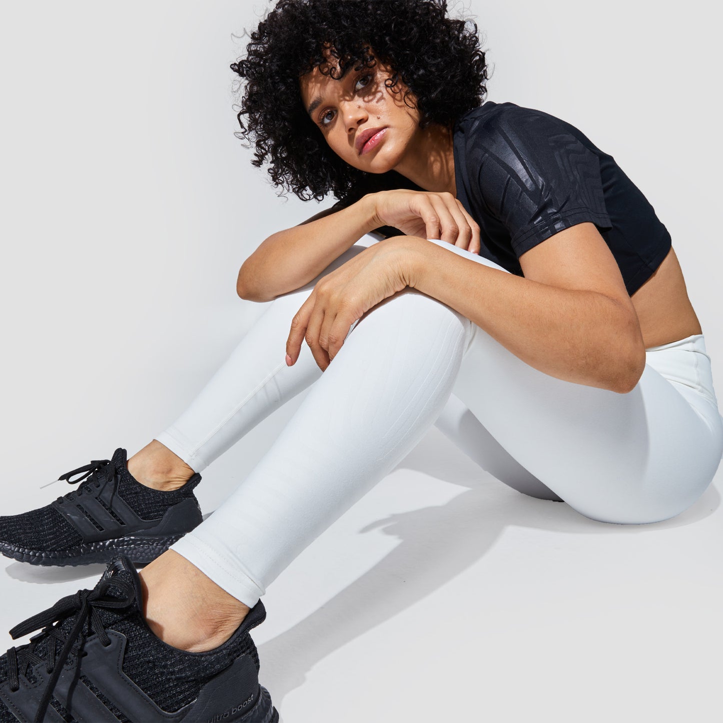 squatwolf-gym-leggings-for-women-graphic-wave-eyes-leggins-white-workout-clothes