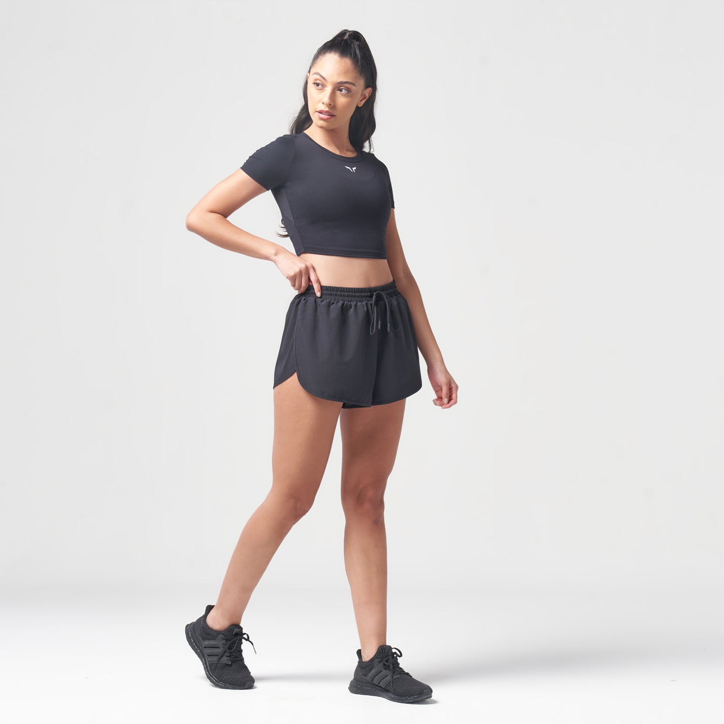 squatwolf-workout-clothes-essential-running-shorts-black-gym-shorts-for-women