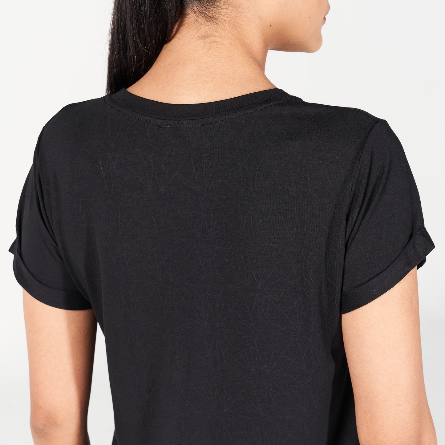 squatwolf-workout-clothes-breeze-camo-tee-black-gym-t-shirts-for-women
