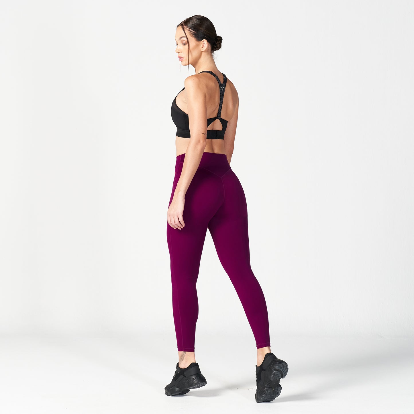 squatwolf-workout-clothes-core-v-cropped-leggings-dark-purple-gym-leggings-for-women