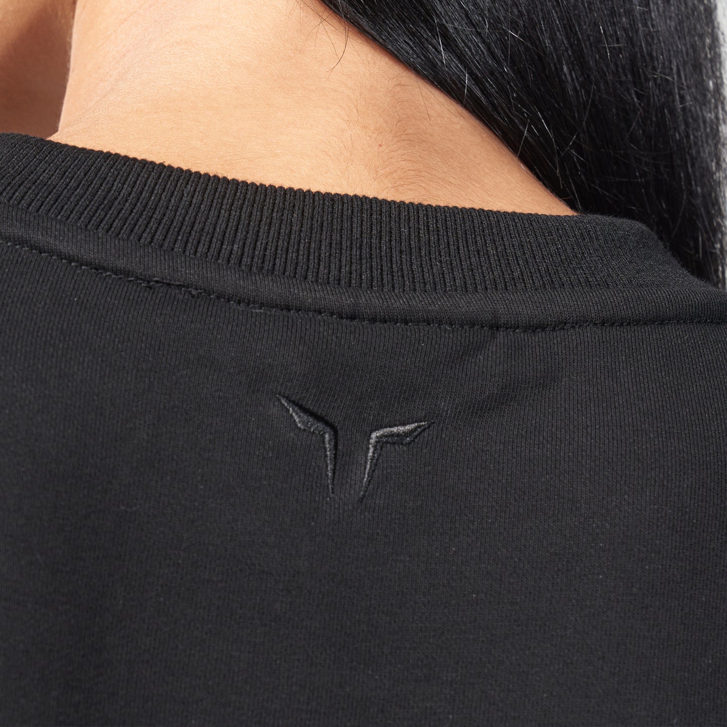 squatwolf-workout-clothes-infinity-relaxed-fit-dress-black-gym-t-shirts-for-women