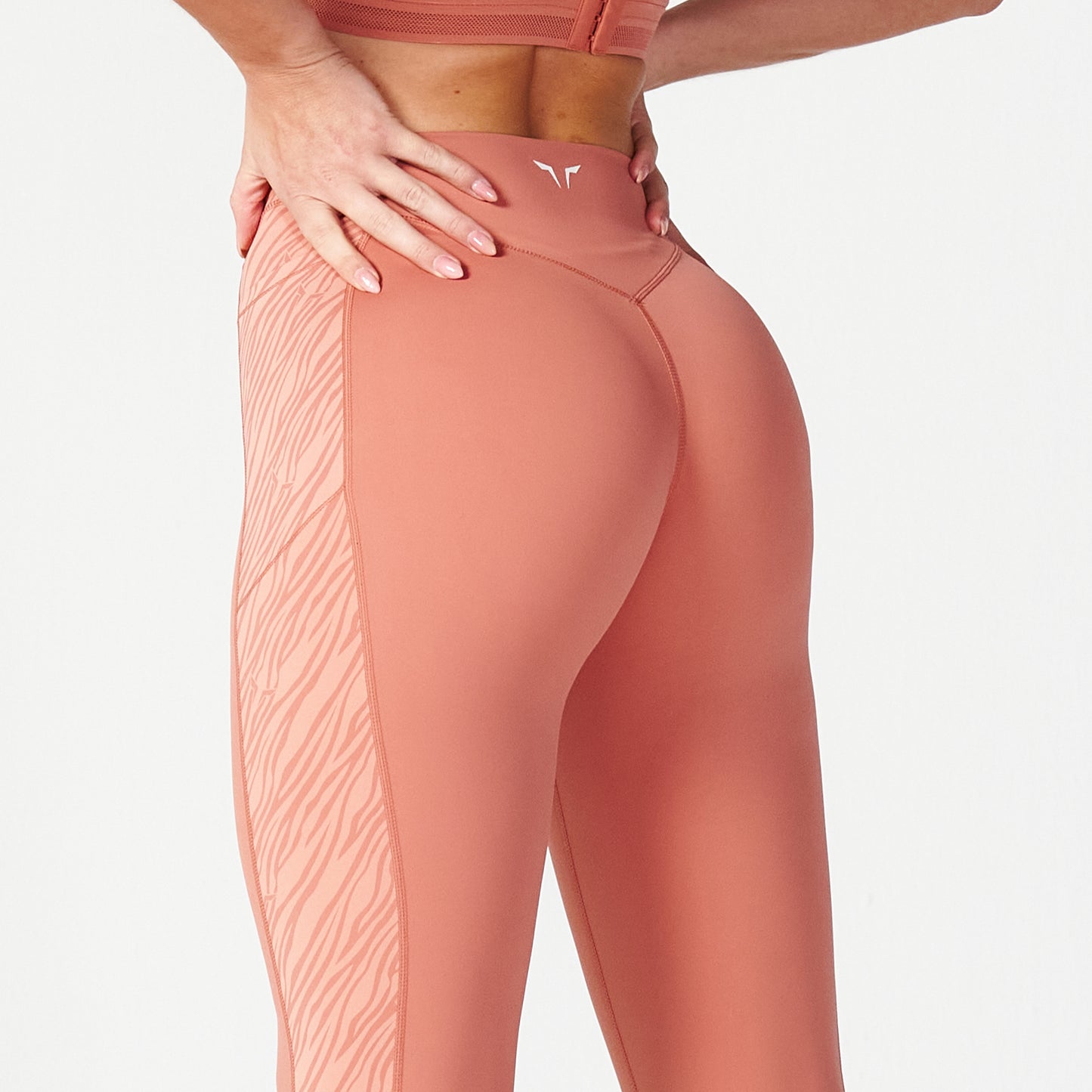 squatwolf-workout-clothes-core-wild-panel-leggings-pink-gym-leggings-for-women