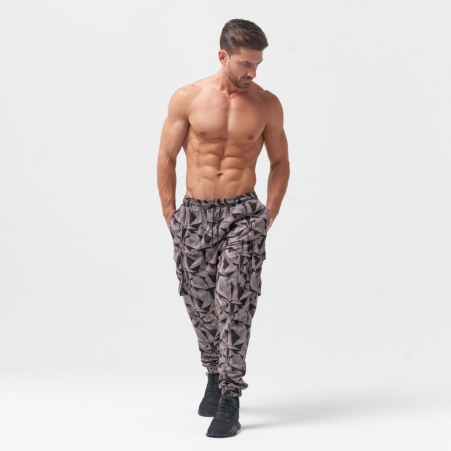 squatwolf-gym-wear-code-camo-cargo-pants-black-workout-pants-for-men