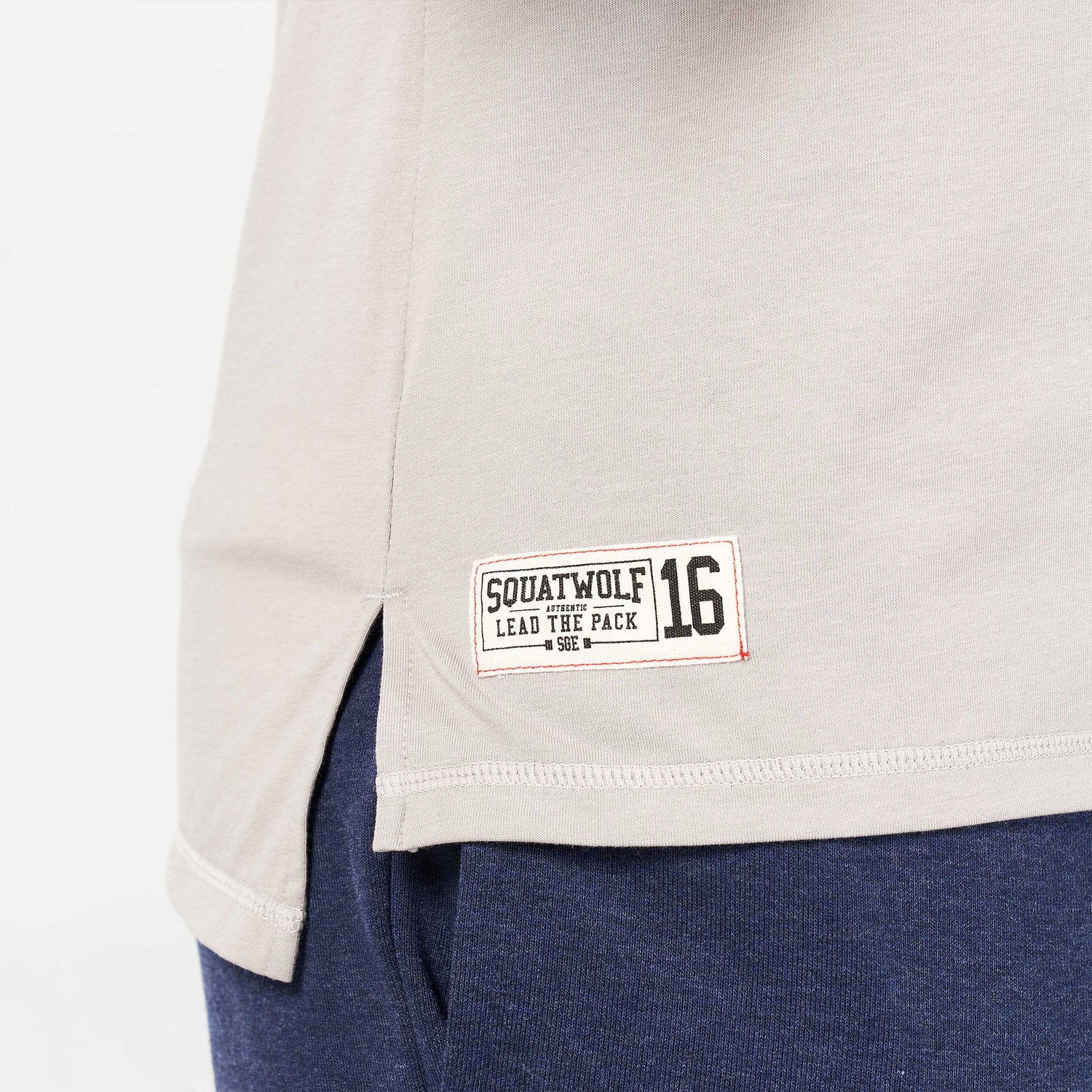 squatwolf-gym-wear-golden-era-raglan-muscle-tee-paloma-workout-shirts-for-men