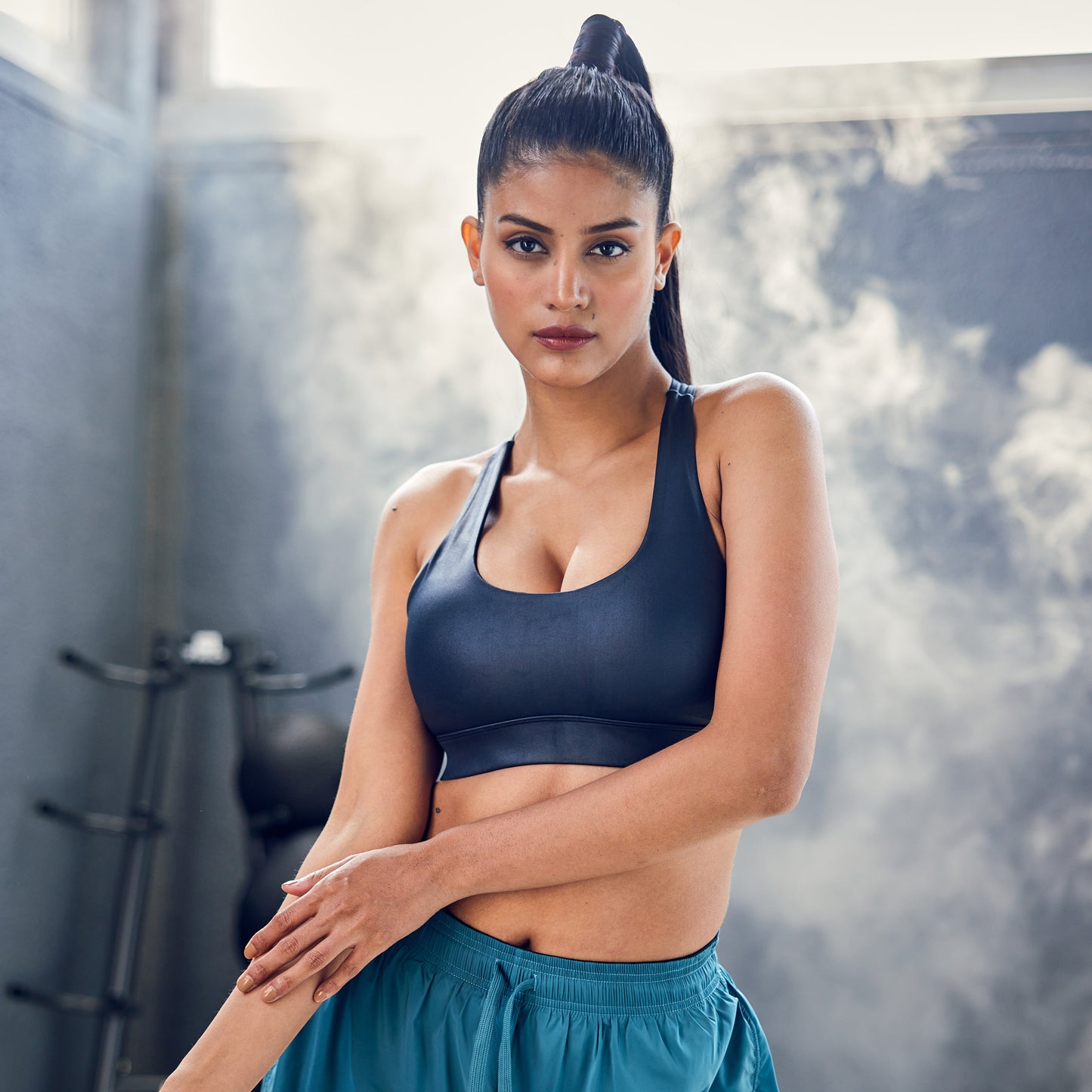 squatwolf-workout-clothes-glaze-sports-bra-black-sports-bra-for-gym
