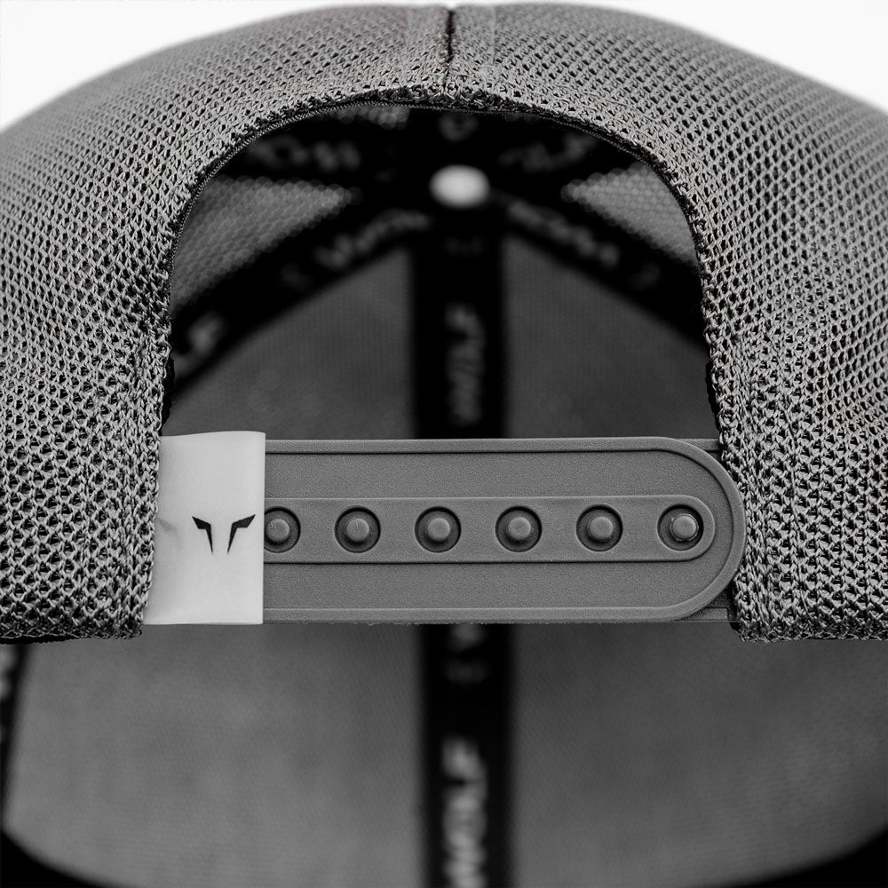 squatwolf-workout-cap-for-men-primal-baseball-cap-silver-gym-wear