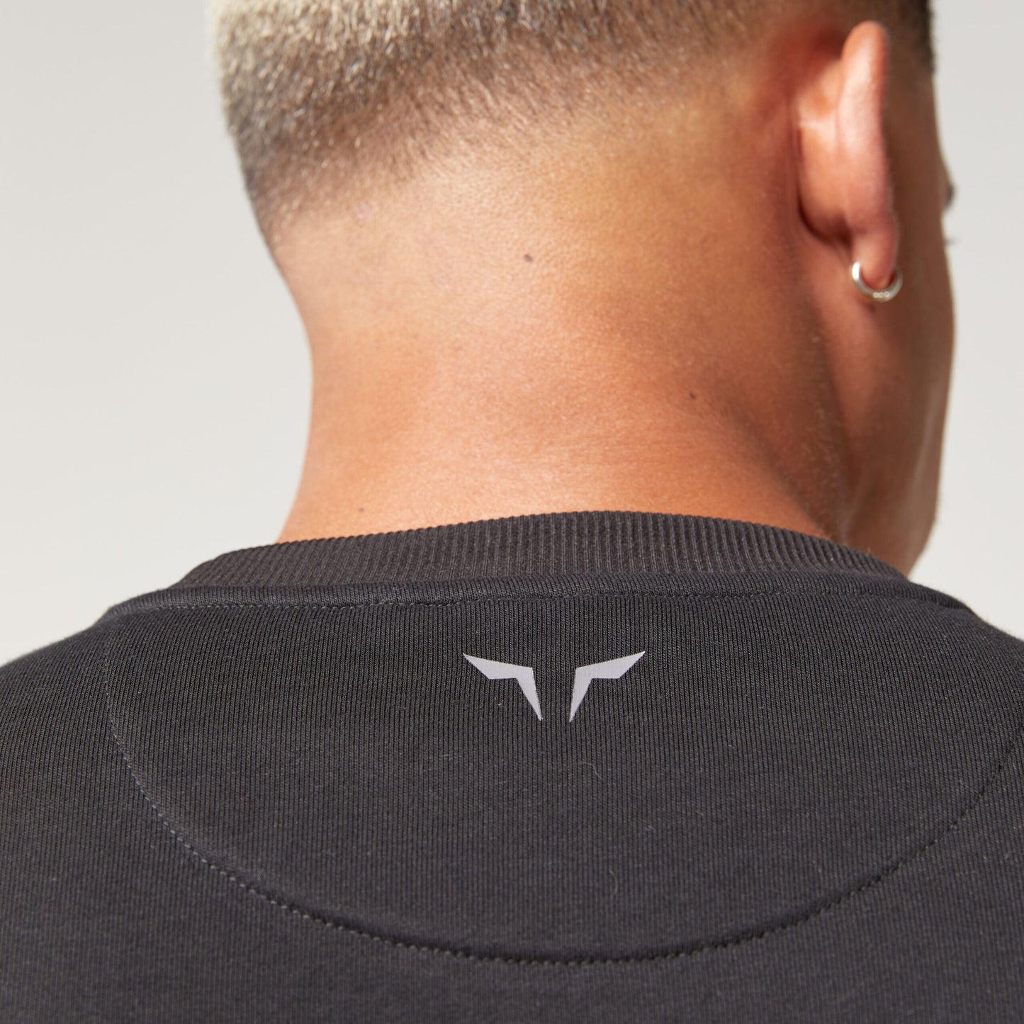 squatwolf-gym-wear-code-crew-sweatshirt-black-workout-shirts-for-men